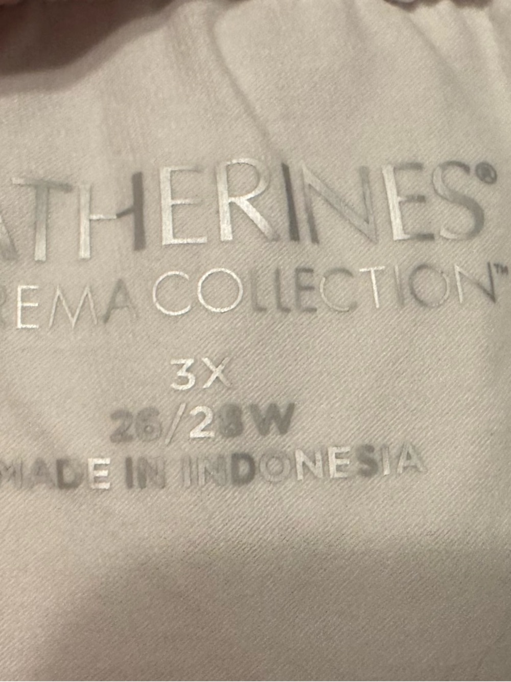 NWT Catherine's White Pull-On Capri Pants PLUS: 26/28    #14 - Picture 4 of 7
